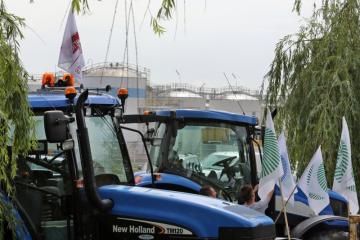 Manif - 14 - Port du Rhin.jpg